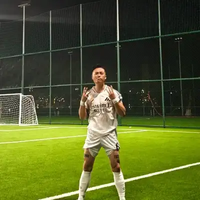 郝铭